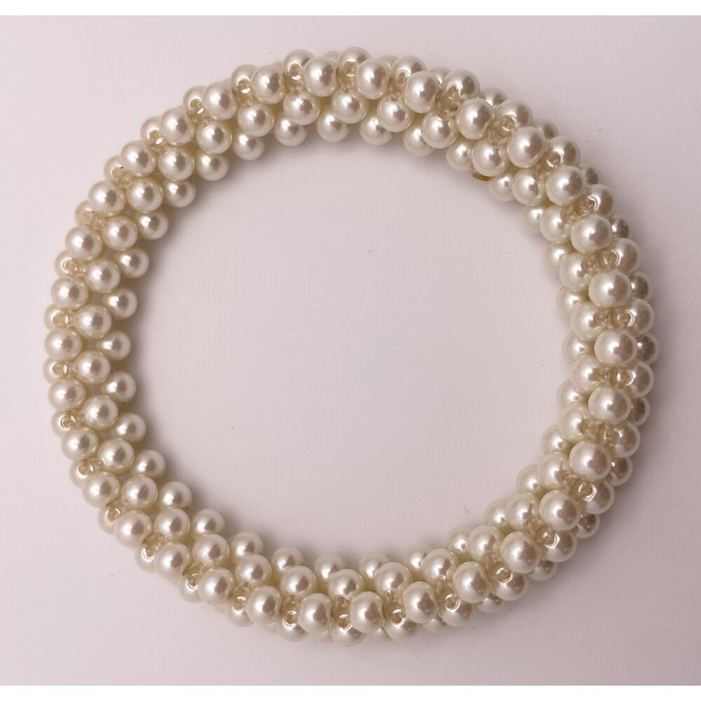 Stretchy Off White Faux Pearl Bracelet Women’s Jewelry - Picture 2 of 4